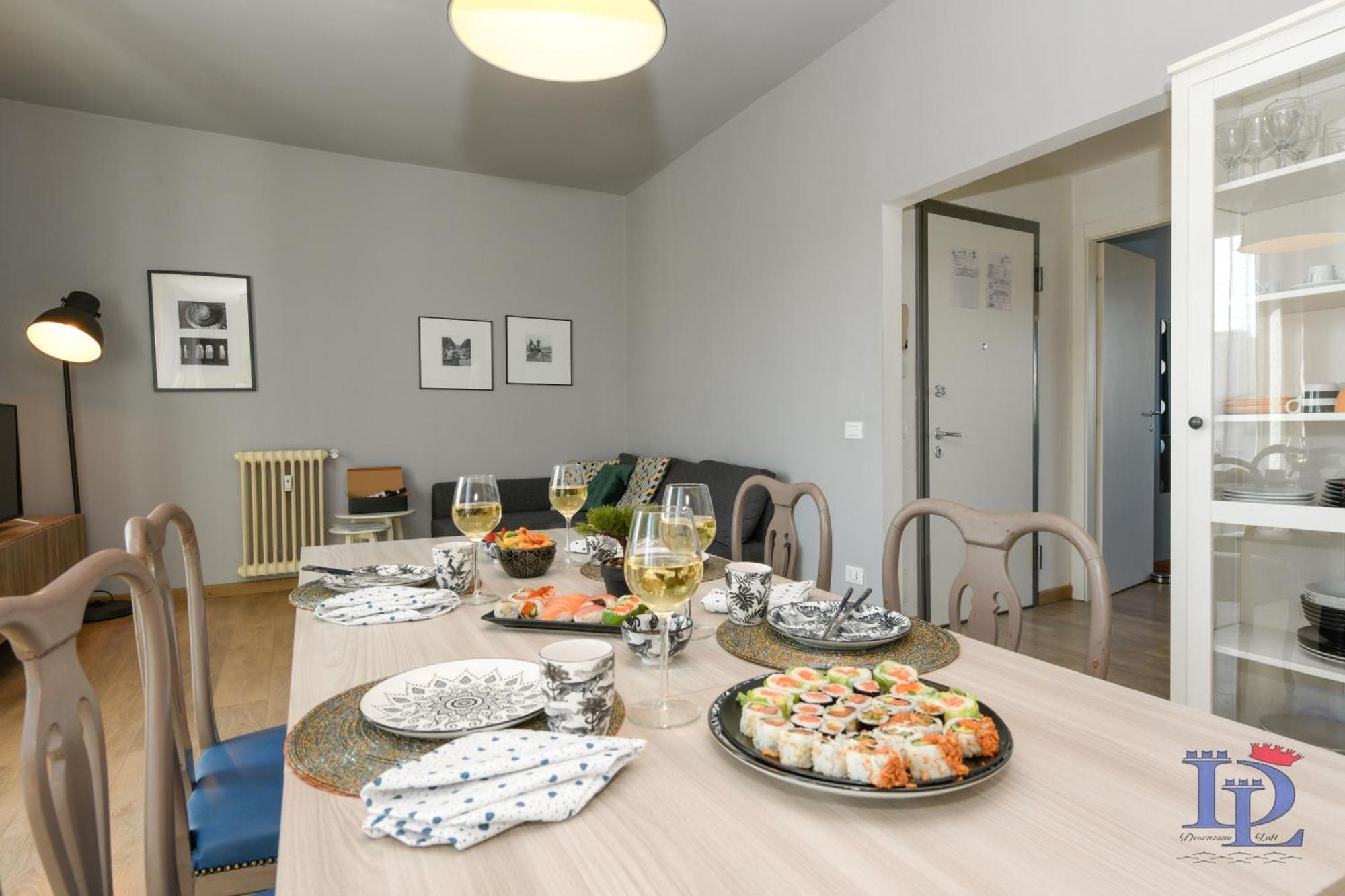 Desenzanoloft Official Partner Marriott Homes & Villas - Smiling In Desenzano Lake View Десенцано дел Гарда Екстериор снимка